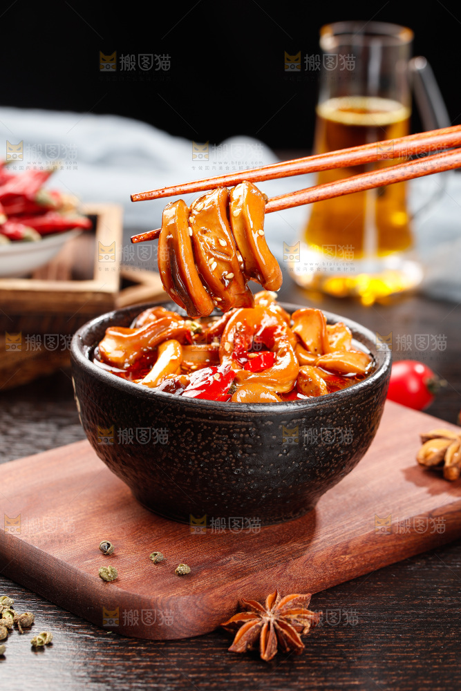 深底上的鱿鱼圈