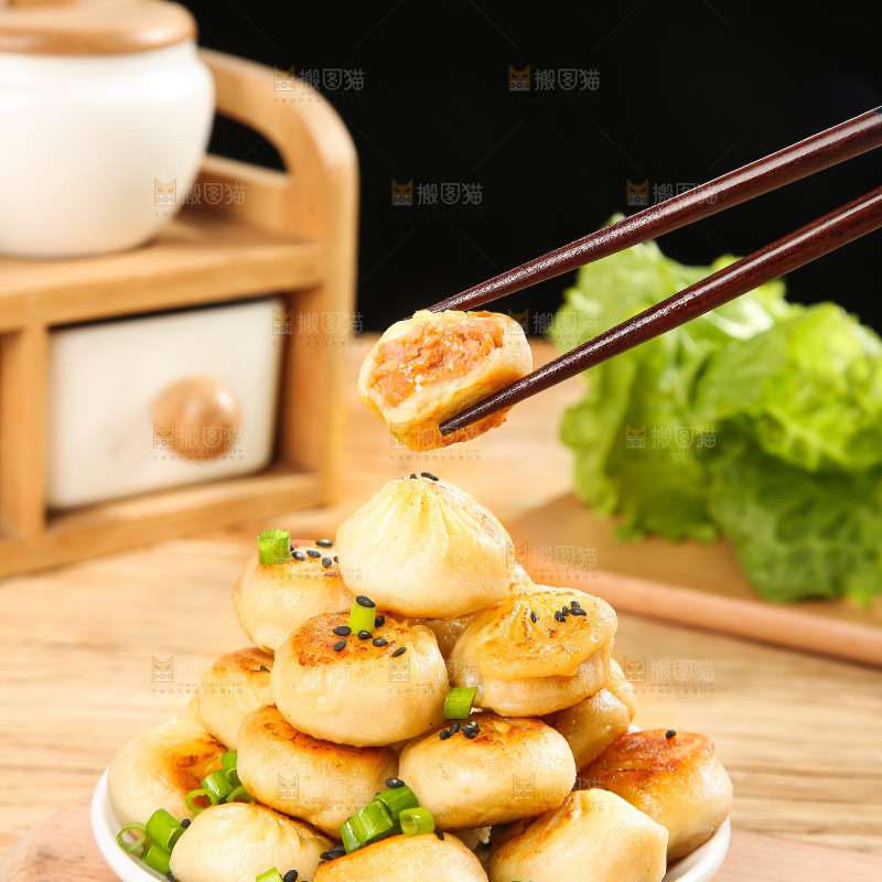 木底上的拇指生煎