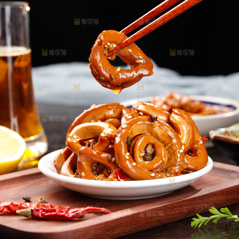 深底上的鱿鱼圈