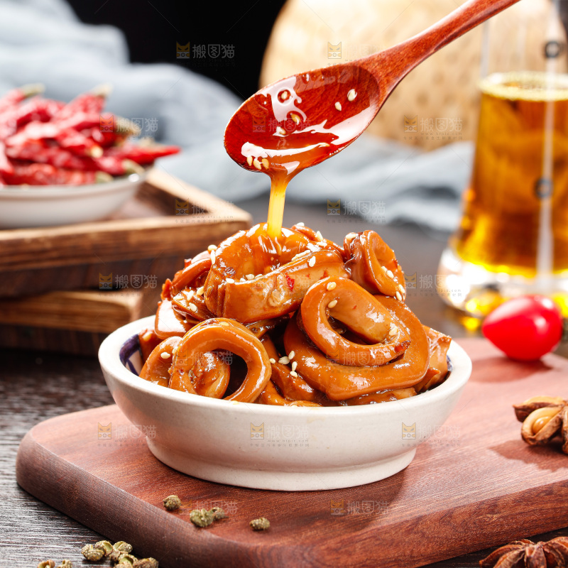 深底上的鱿鱼圈