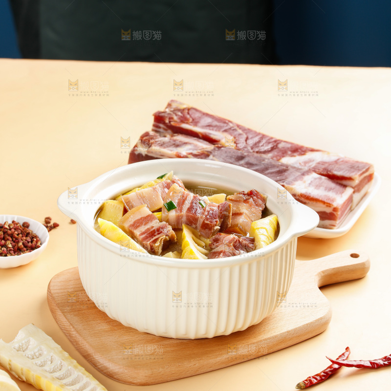碗里的腌笃鲜