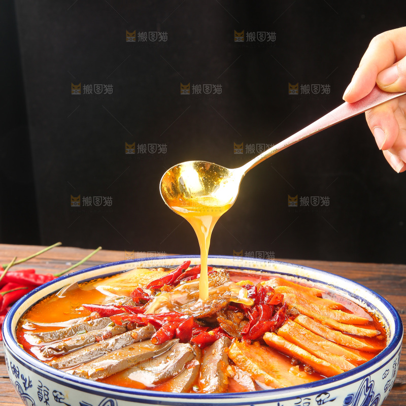 碗里的毛血旺