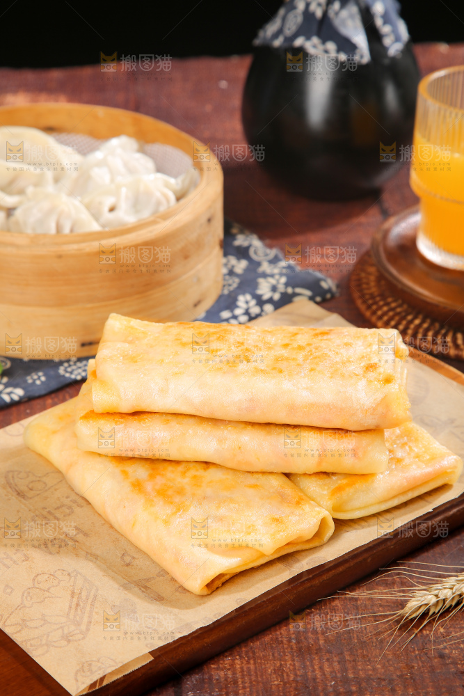 深底上的土豆三丝盒