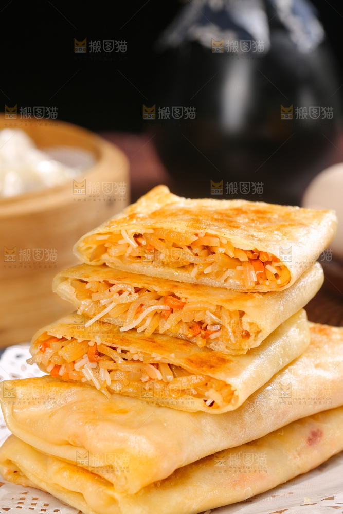 深底上的土豆三丝盒