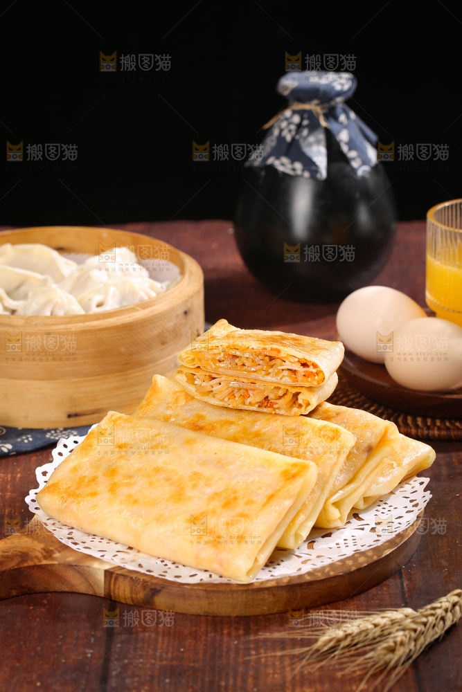 深底上的土豆三丝盒