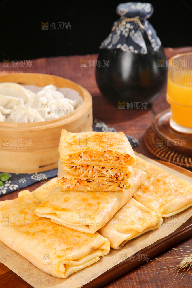 深底上的土豆三丝盒