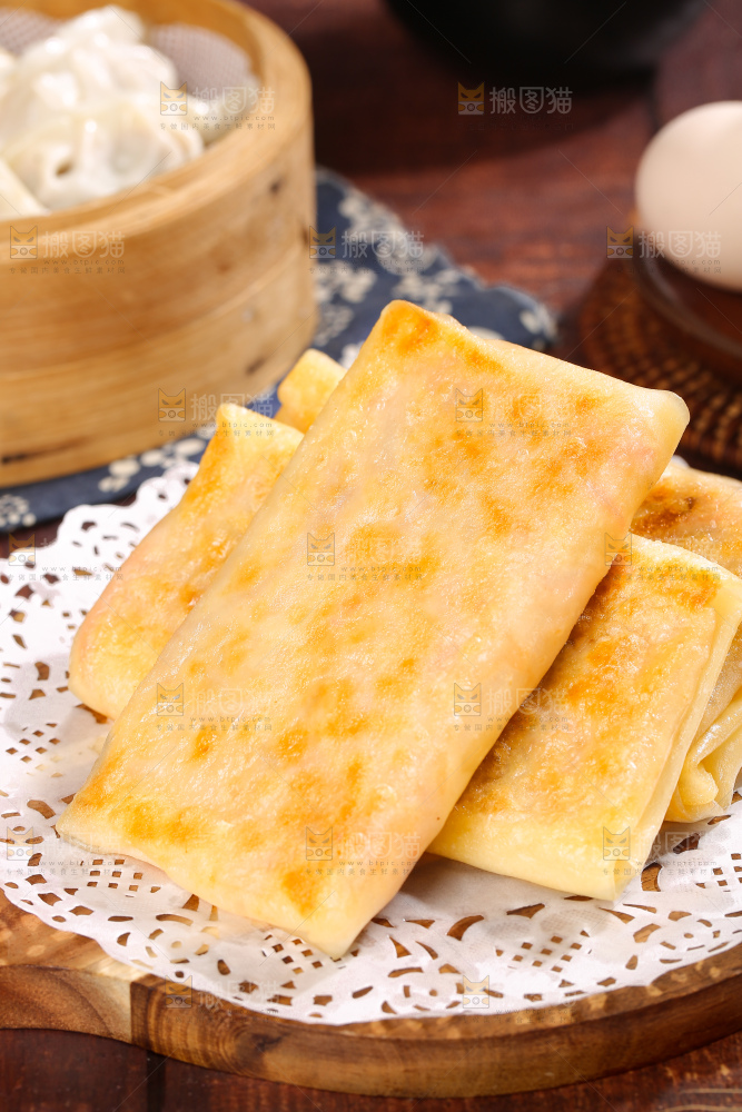 深底上的土豆三丝盒