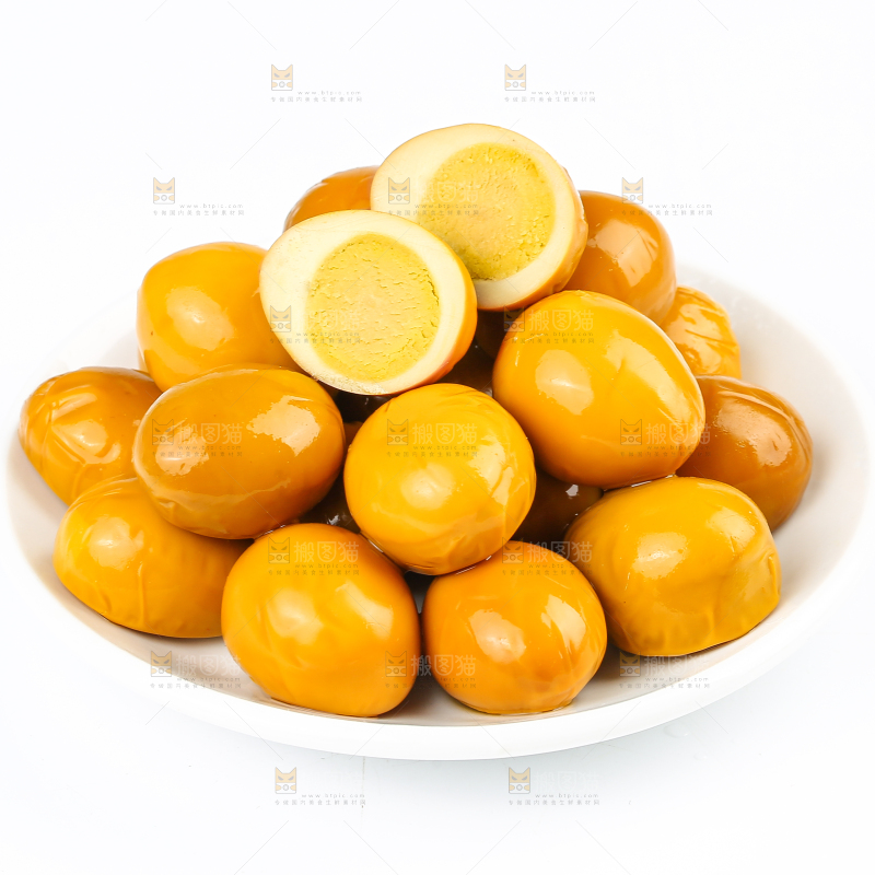 白底上的卤鹌鹑蛋