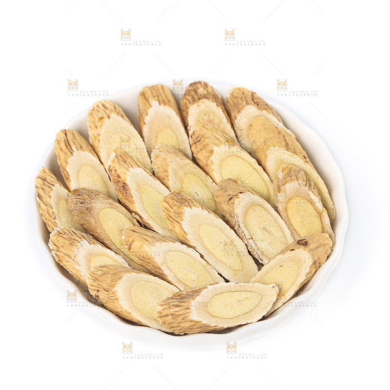 白底上摆放着黄芪