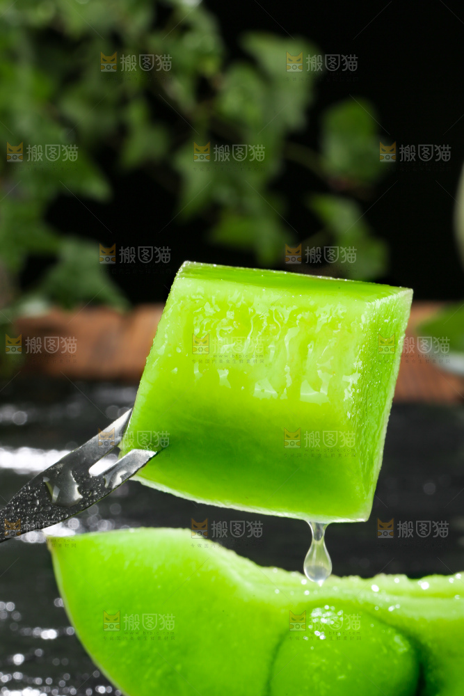 深底上的玉菇甜瓜