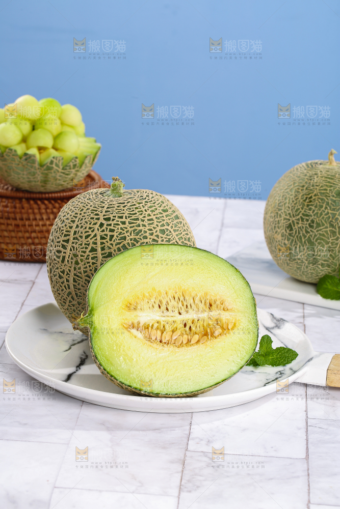 浅底上的玫珑蜜瓜