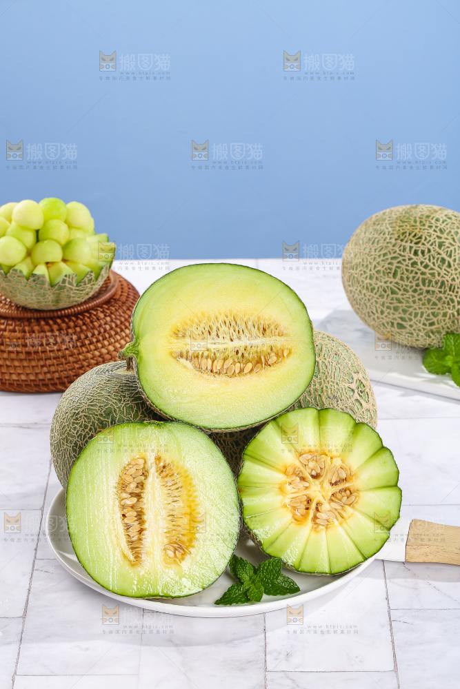浅底上的玫珑蜜瓜