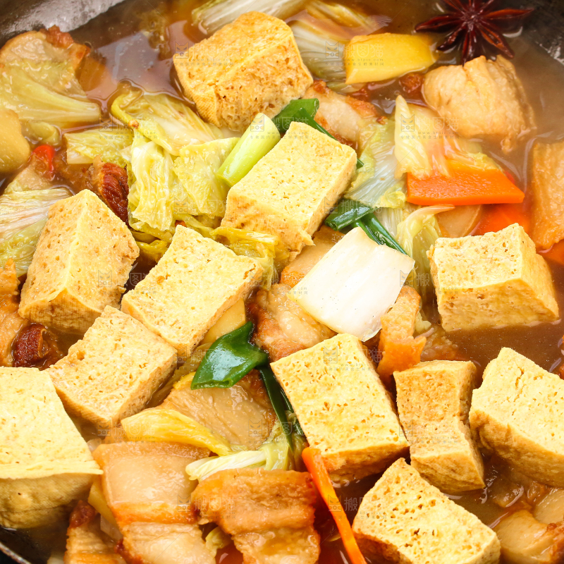 碗里的炖冻豆腐