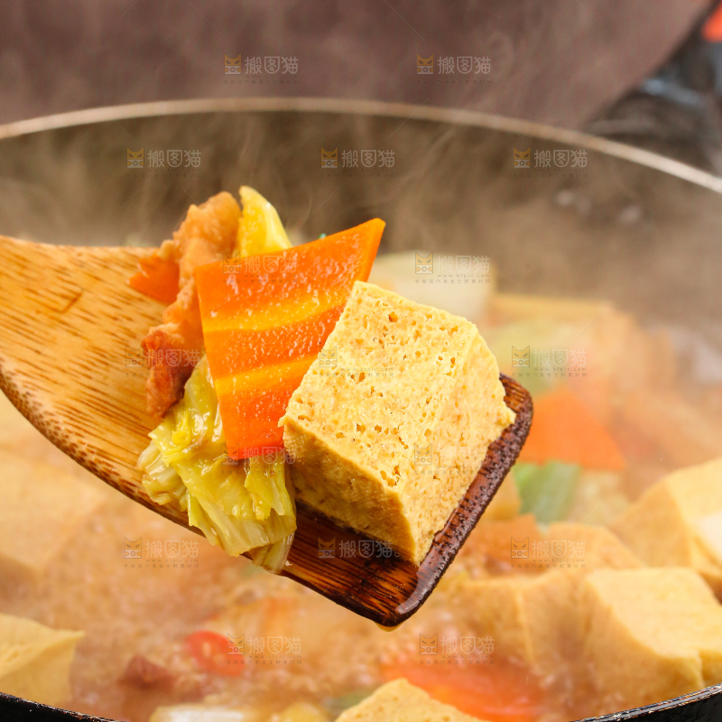 碗里的炖冻豆腐