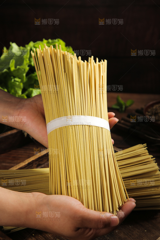 深底上的苦荞面