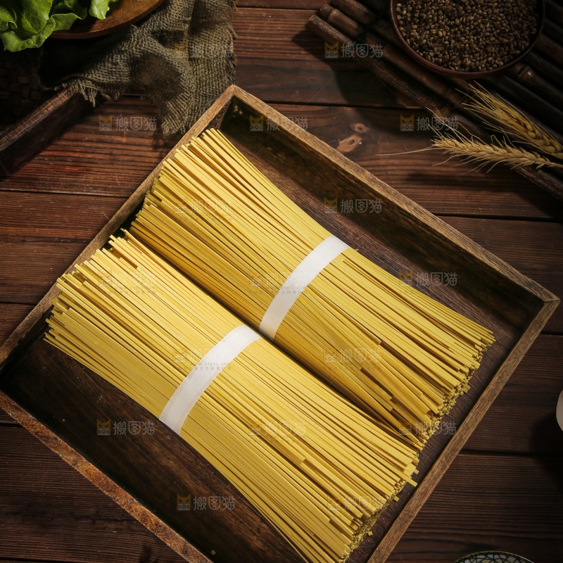 深底上的苦荞面