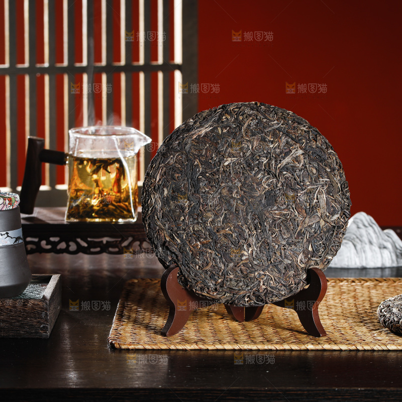 深底上的普洱茶