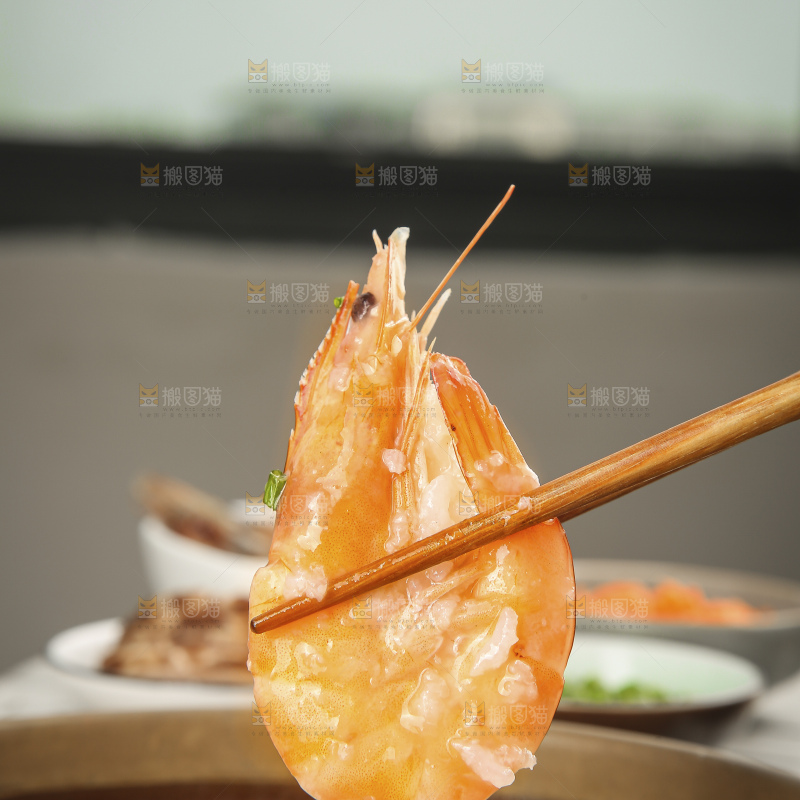 碗里的海鲜粥