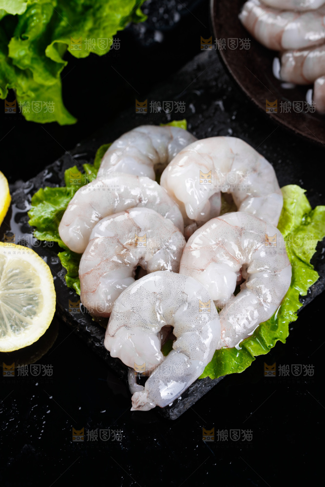 深底上的青虾仁