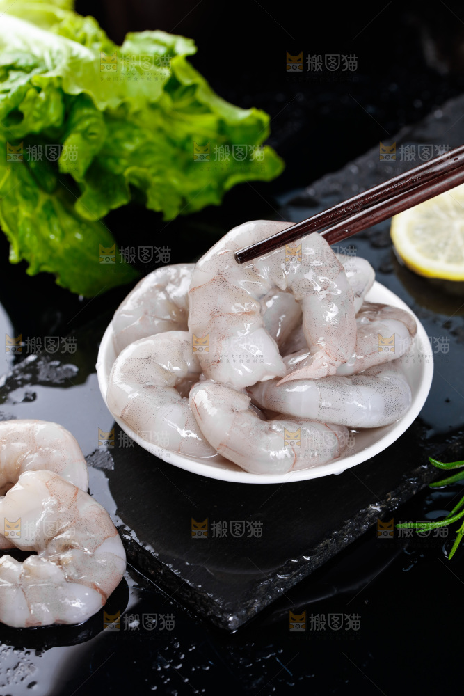 深底上的青虾仁