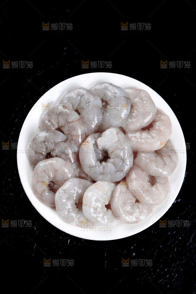 深底上的青虾仁