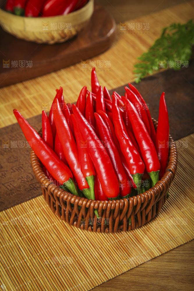深底上的农家小米椒