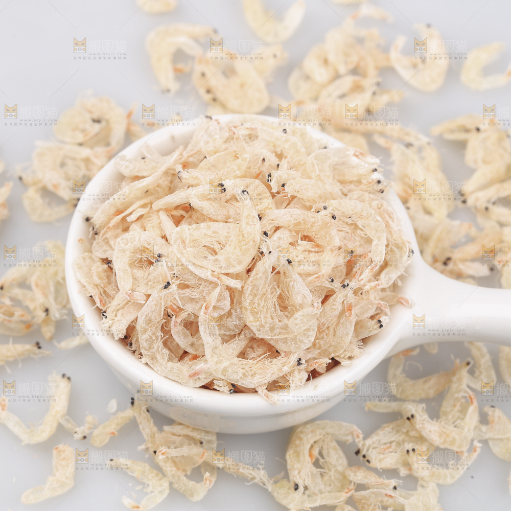 浅底上的虾米皮