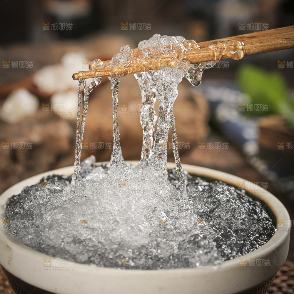 深底上的雪燕