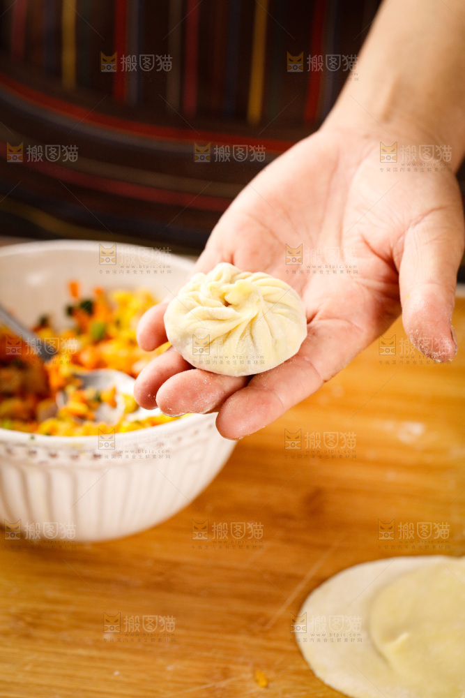 深底上包子的制作