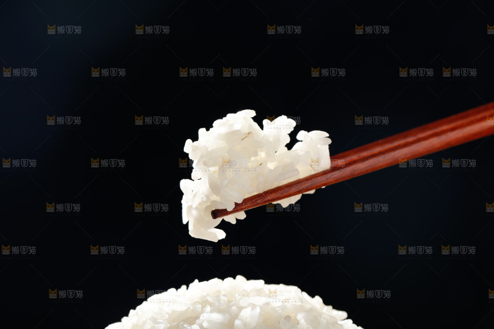 深底上的五常大米
