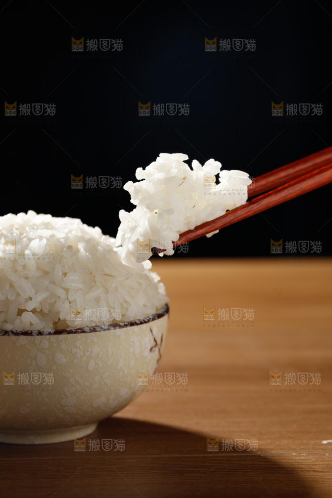 深底上的五常大米