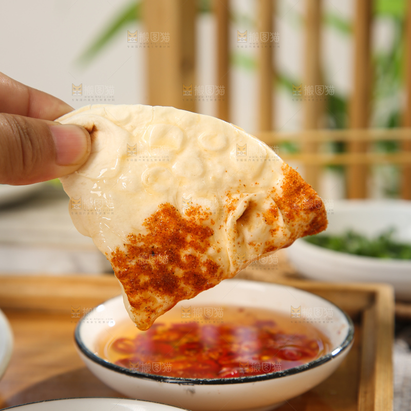 深底上的淄博小饼