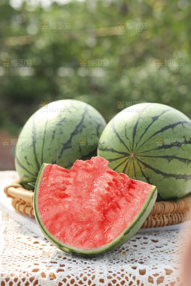 手剥西瓜