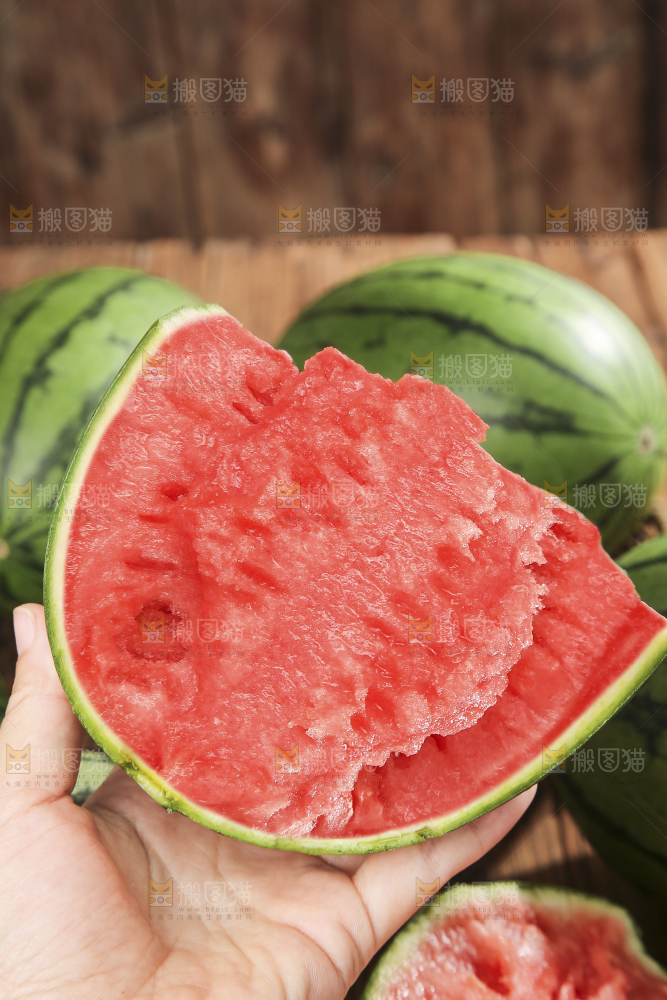 手剥西瓜