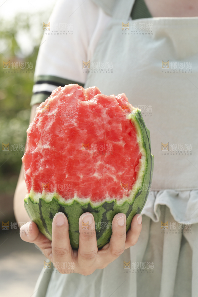 手剥西瓜