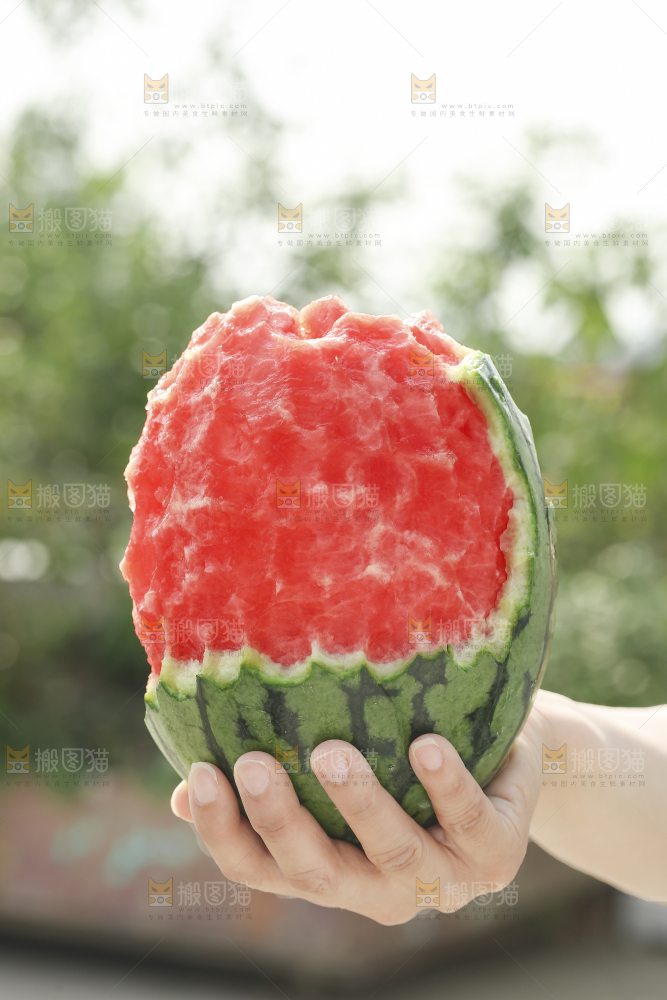 手剥西瓜