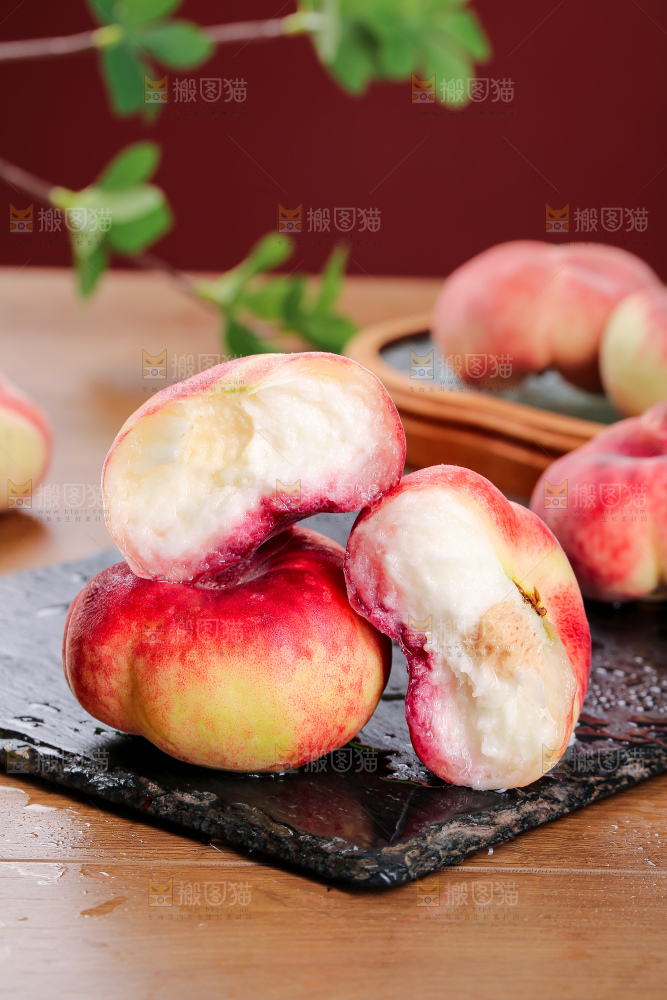 深底上的毛蟠桃