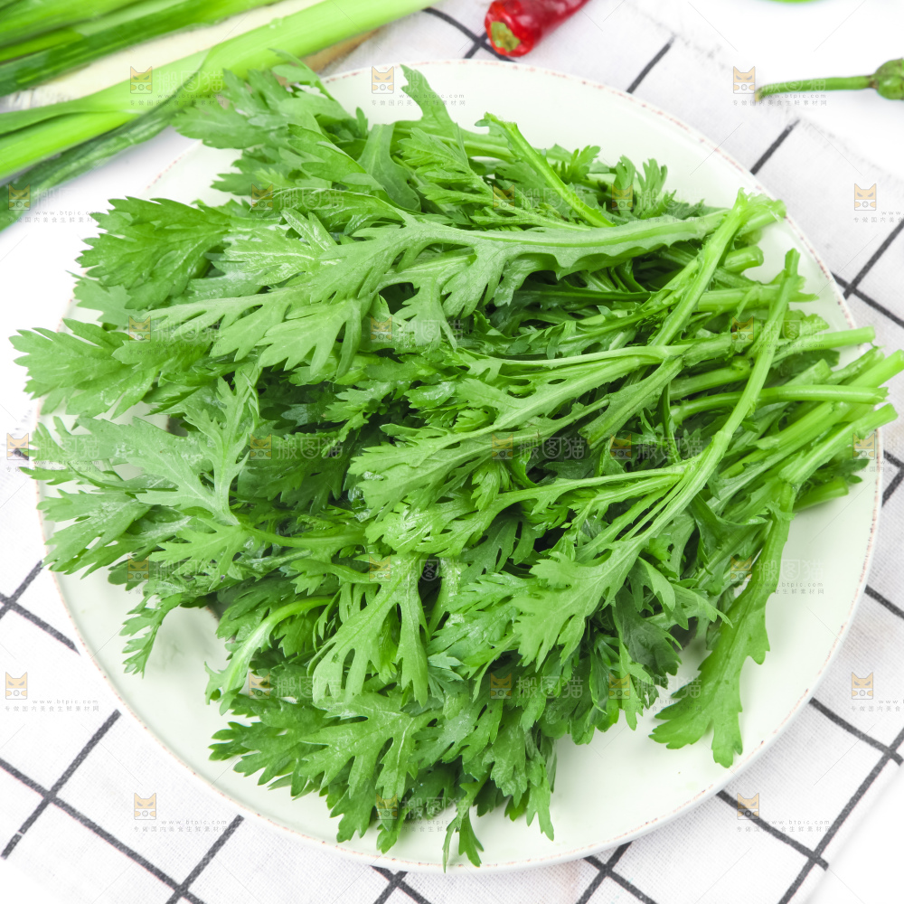 深底上的茼蒿
