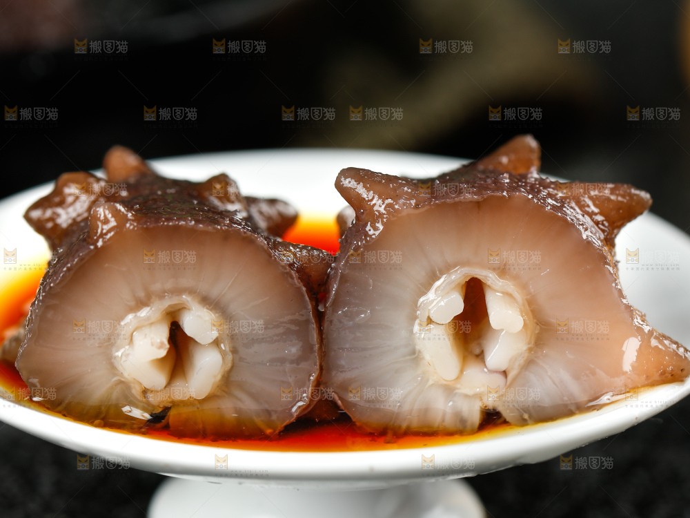 深底上的海参