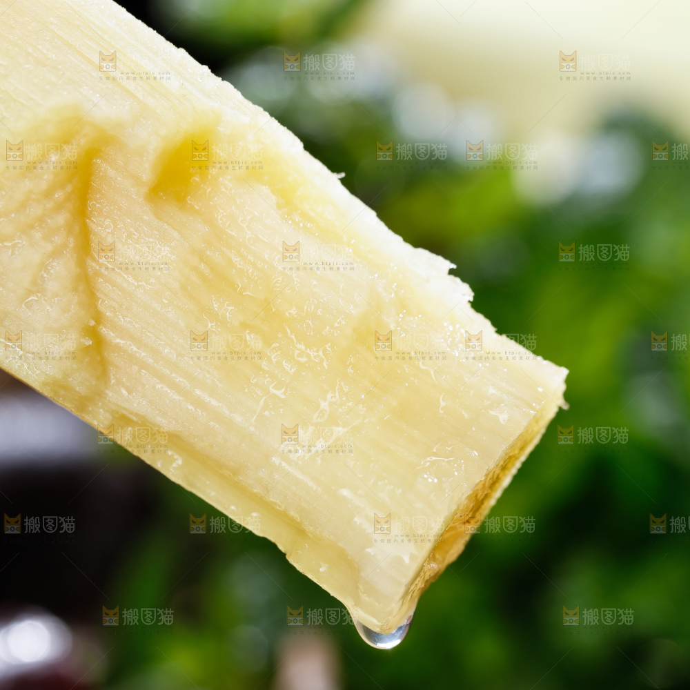 深底上的黑皮甘蔗