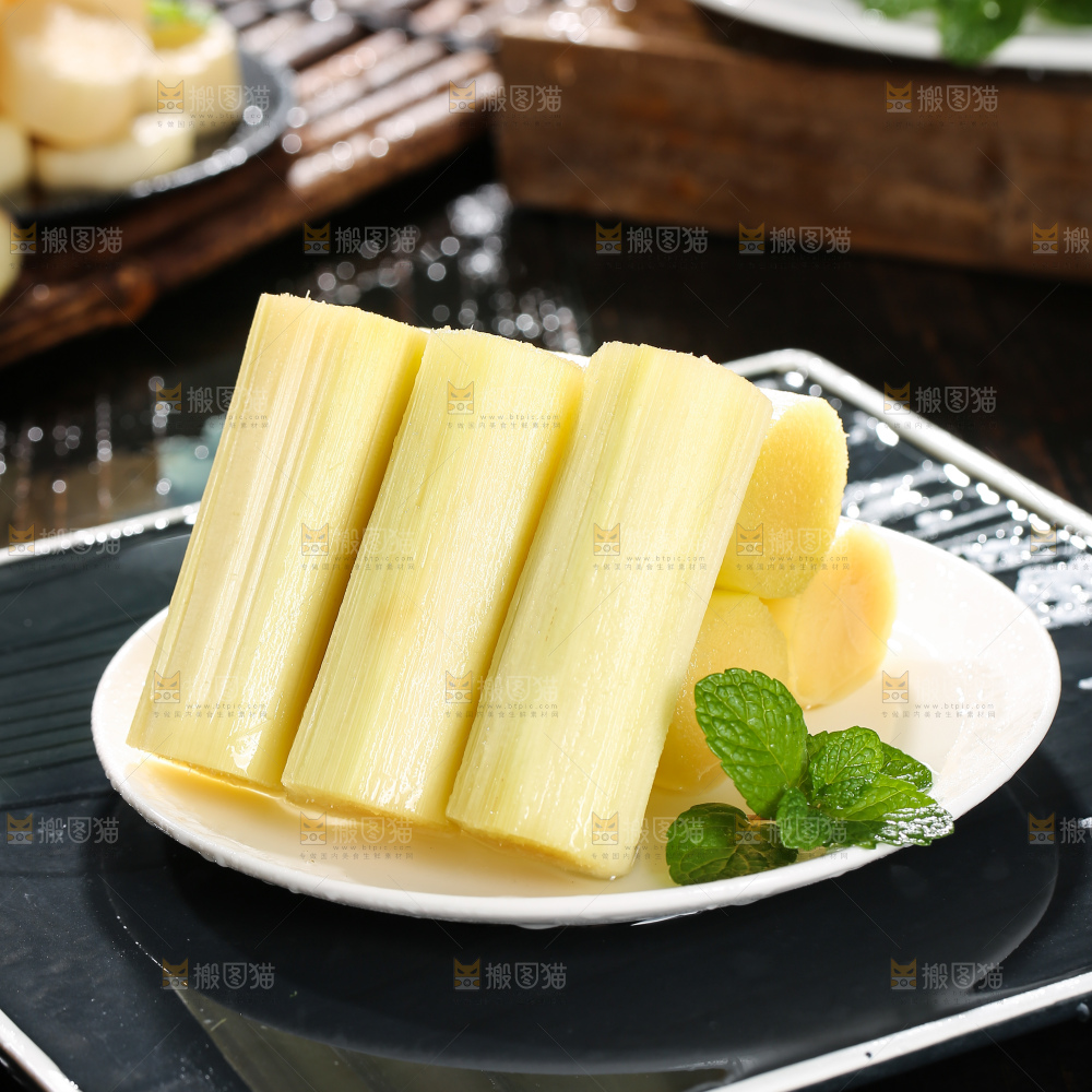 深底上的黑皮甘蔗