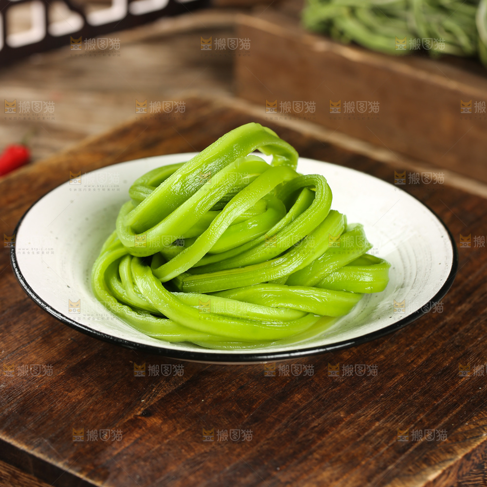 深底上的贡菜