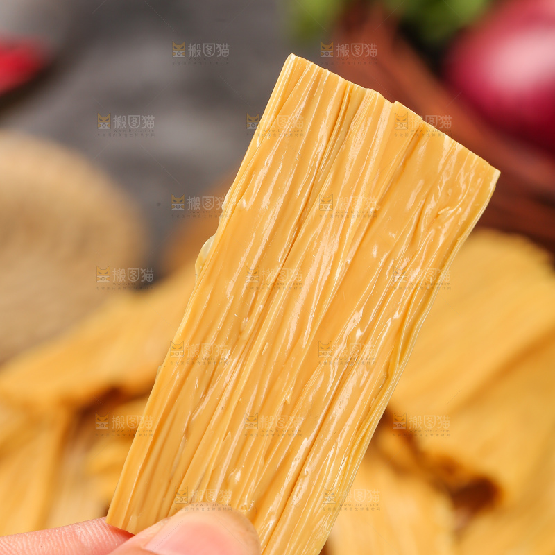 深底上的腐竹干