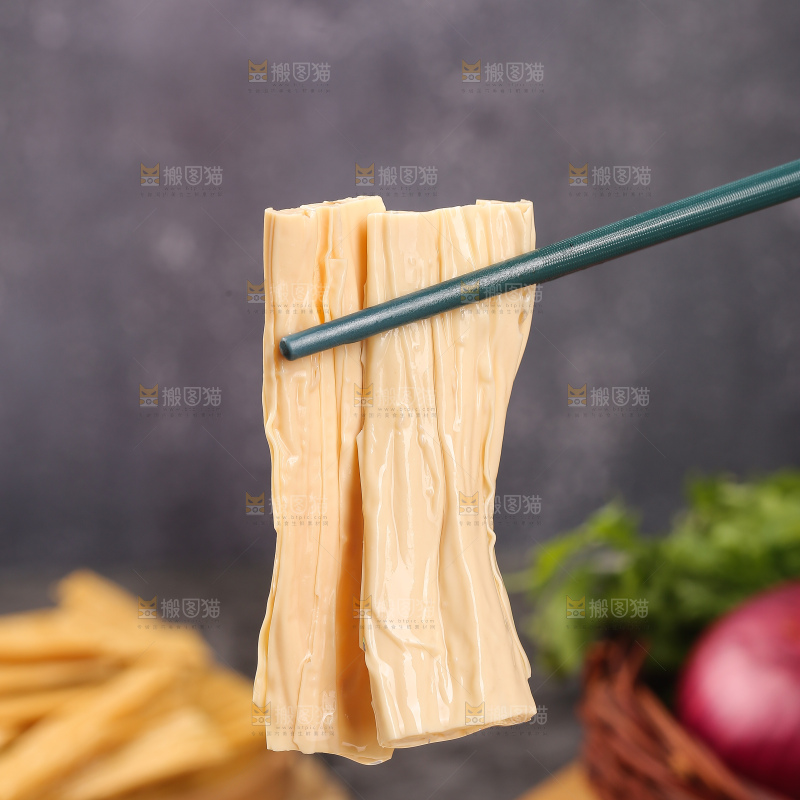 深底上的腐竹干