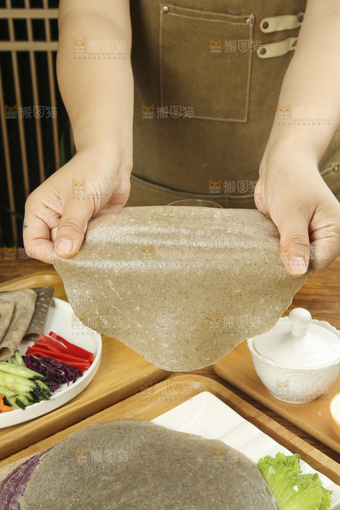 深底上的卷饼