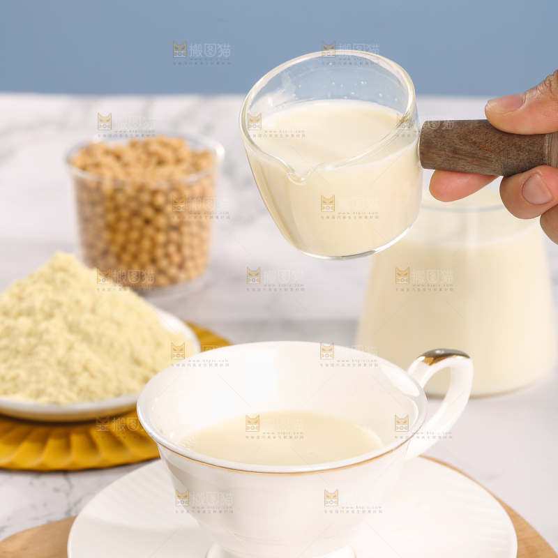 浅底上的豆浆粉