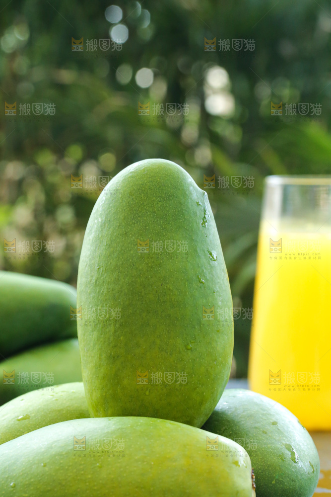 深底上的椰香芒