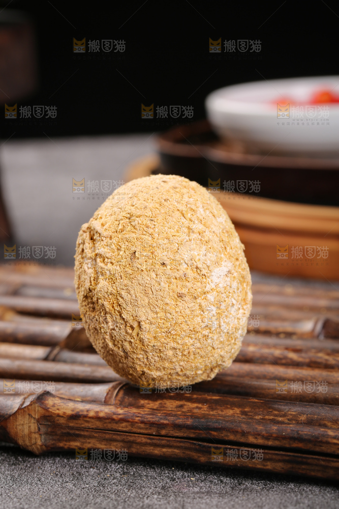 深底上的变蛋