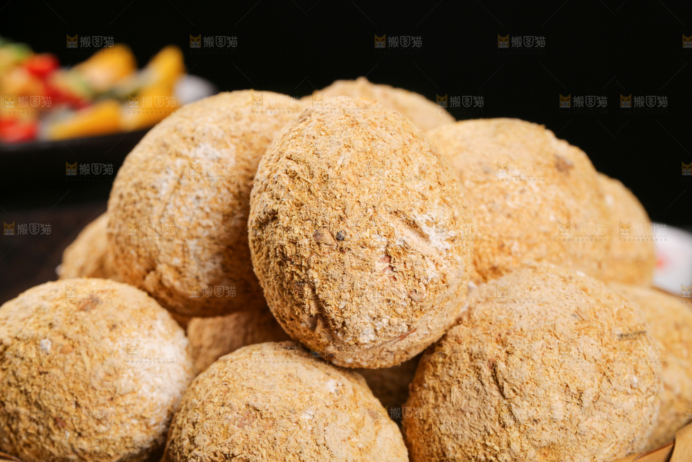 深底上的变蛋