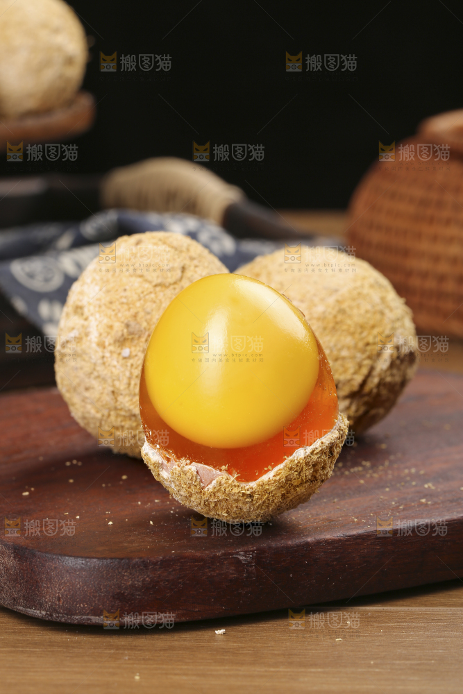 深底上的变蛋